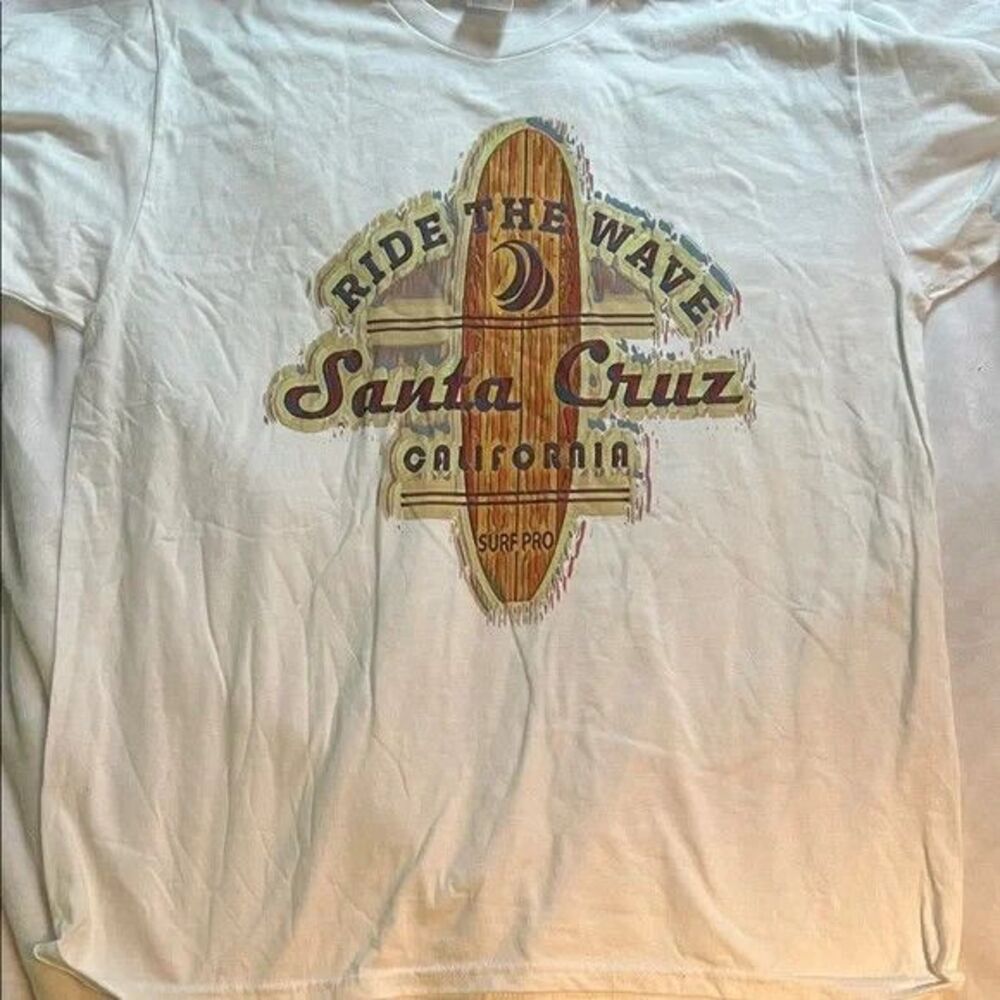 Santa Cruz Surf “Ride the Wave” White Graphic T-Shirt (Men’s XL)